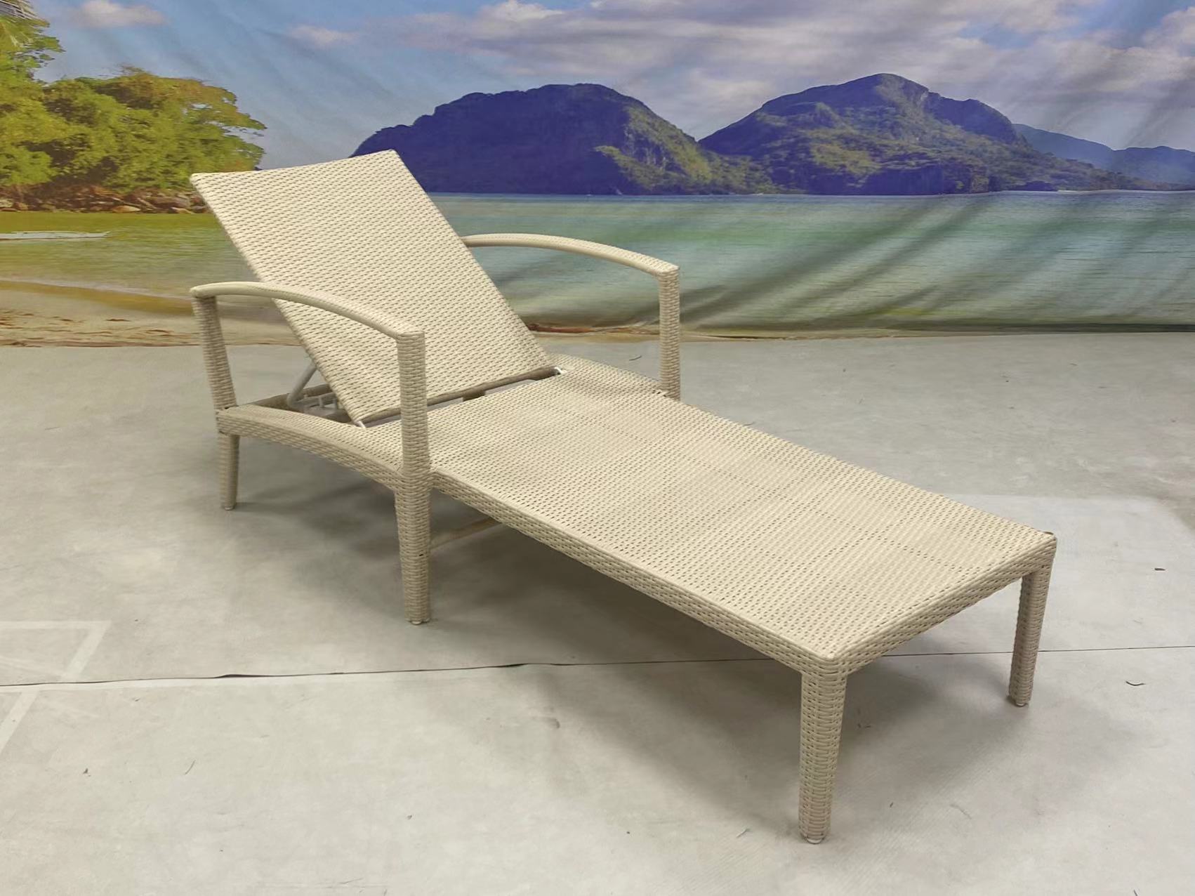 Outdoor pool wicker chaise lounge with cushion