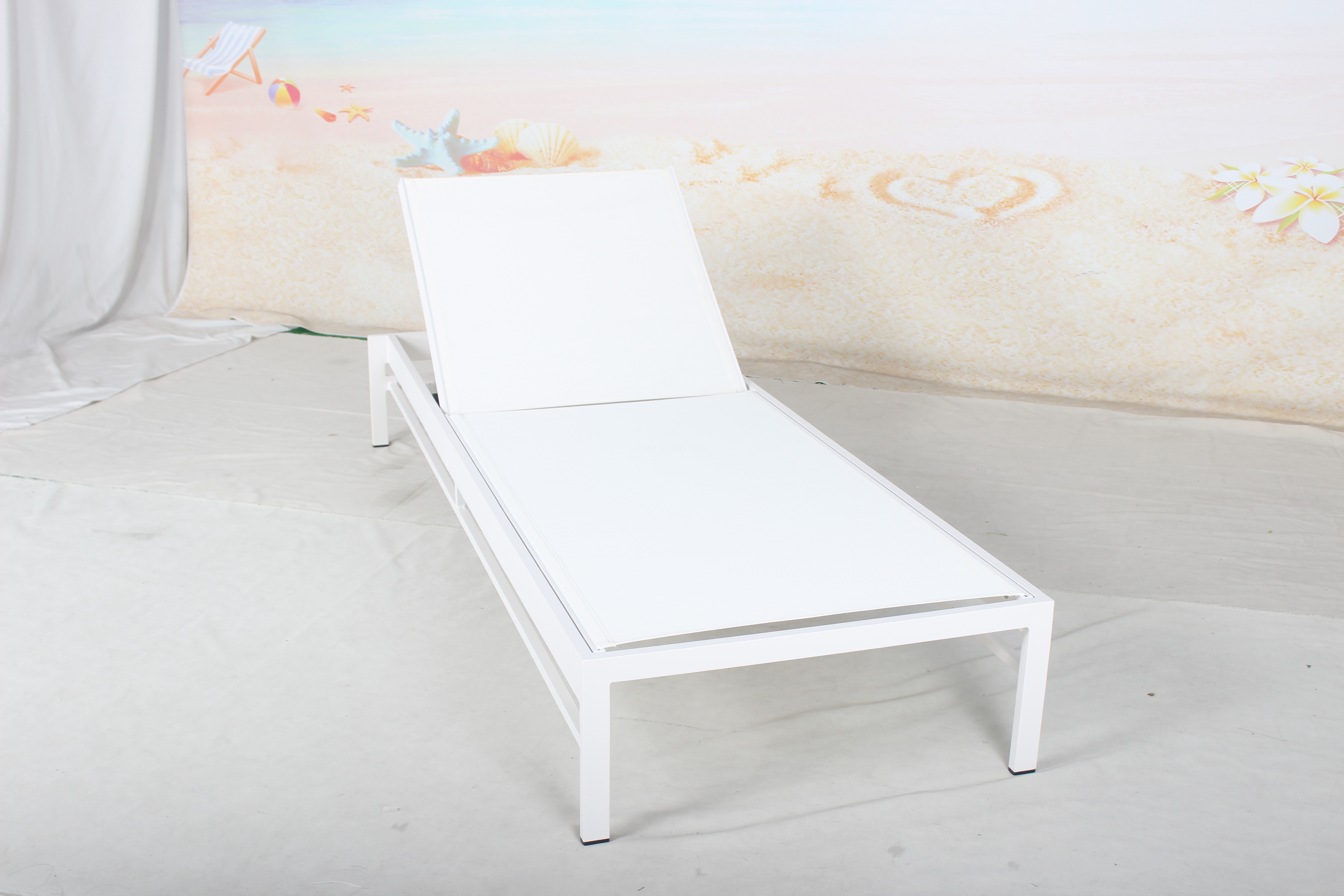 White aluminum outdoor patio sun lounger