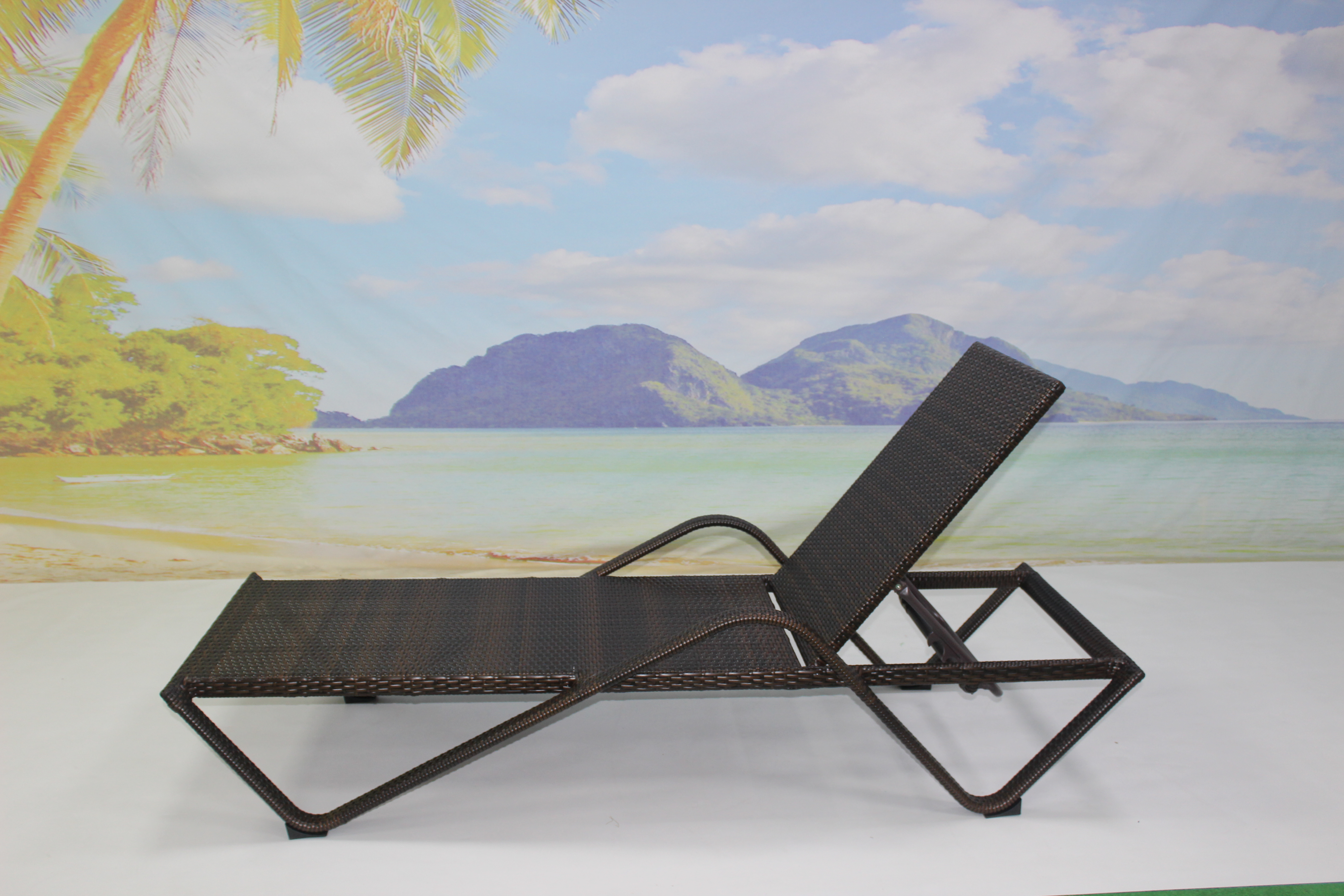 Outdoor pool side PE rattan stackable chaise lounge chair 