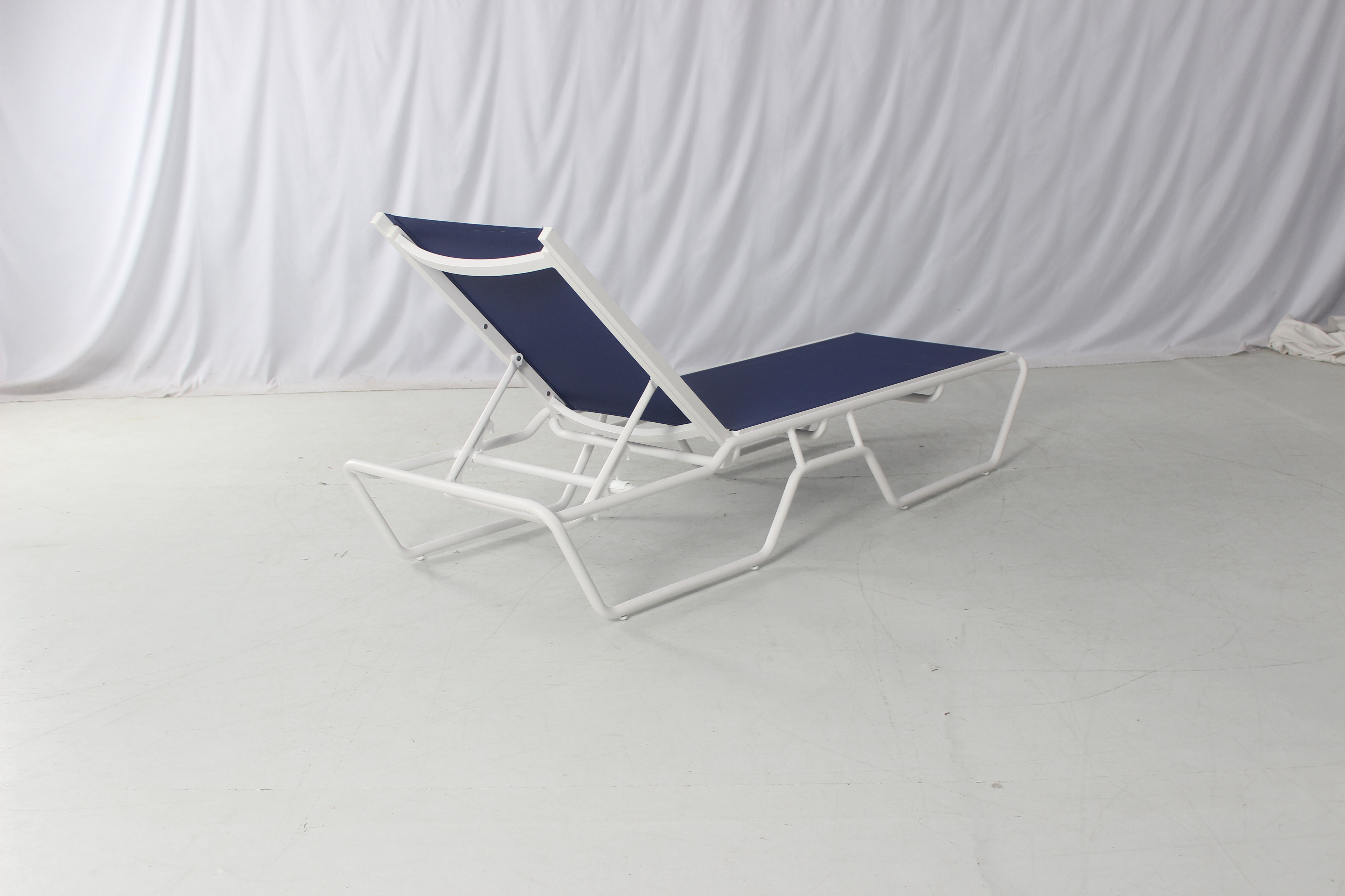 Hotel pool side furniture outdoor aluminum navy blue sling fabric chaise lounge