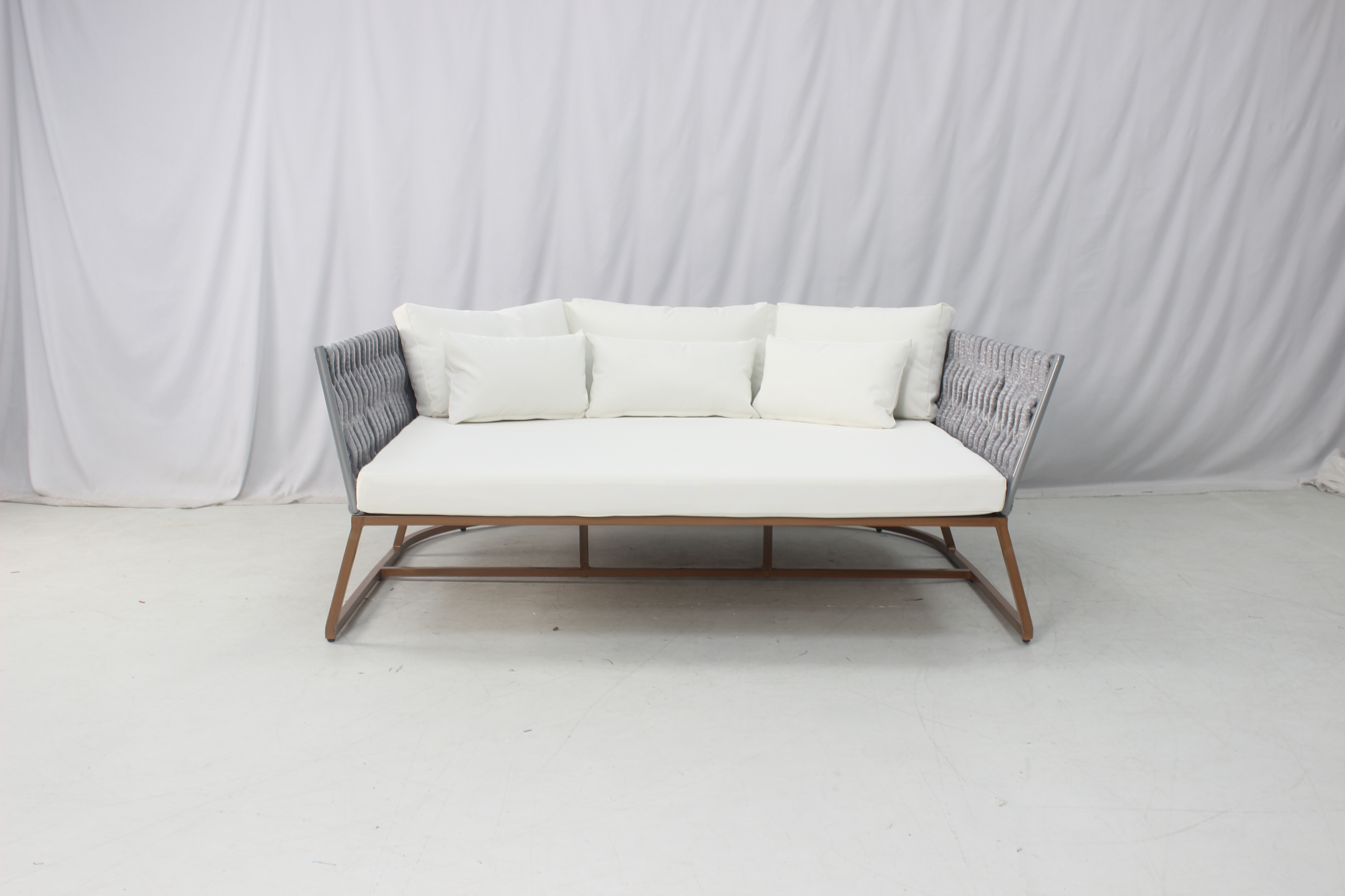 Modern resort aluminum patio braided rope lounge daybed