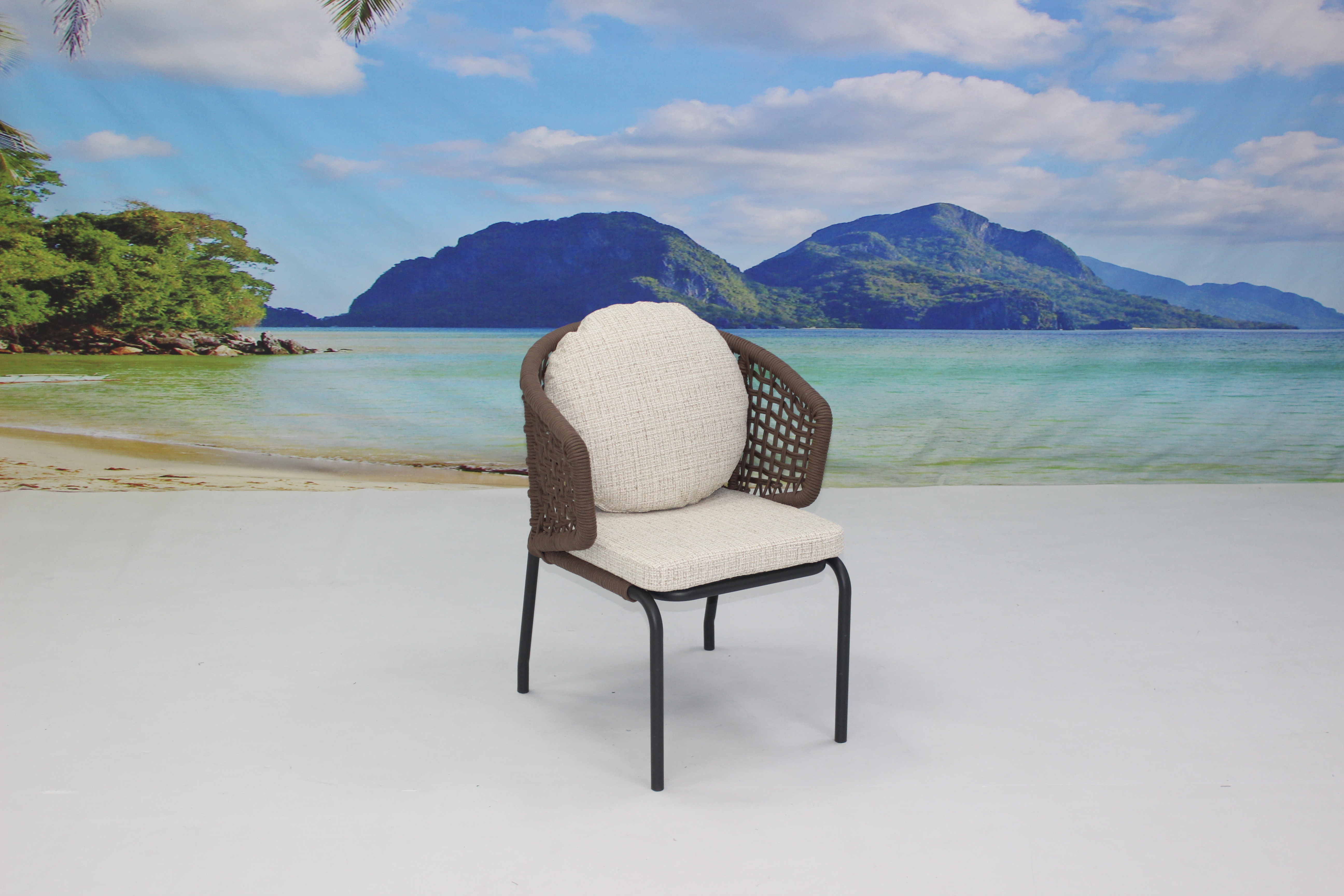 Outdoor rope restaurant dining chair