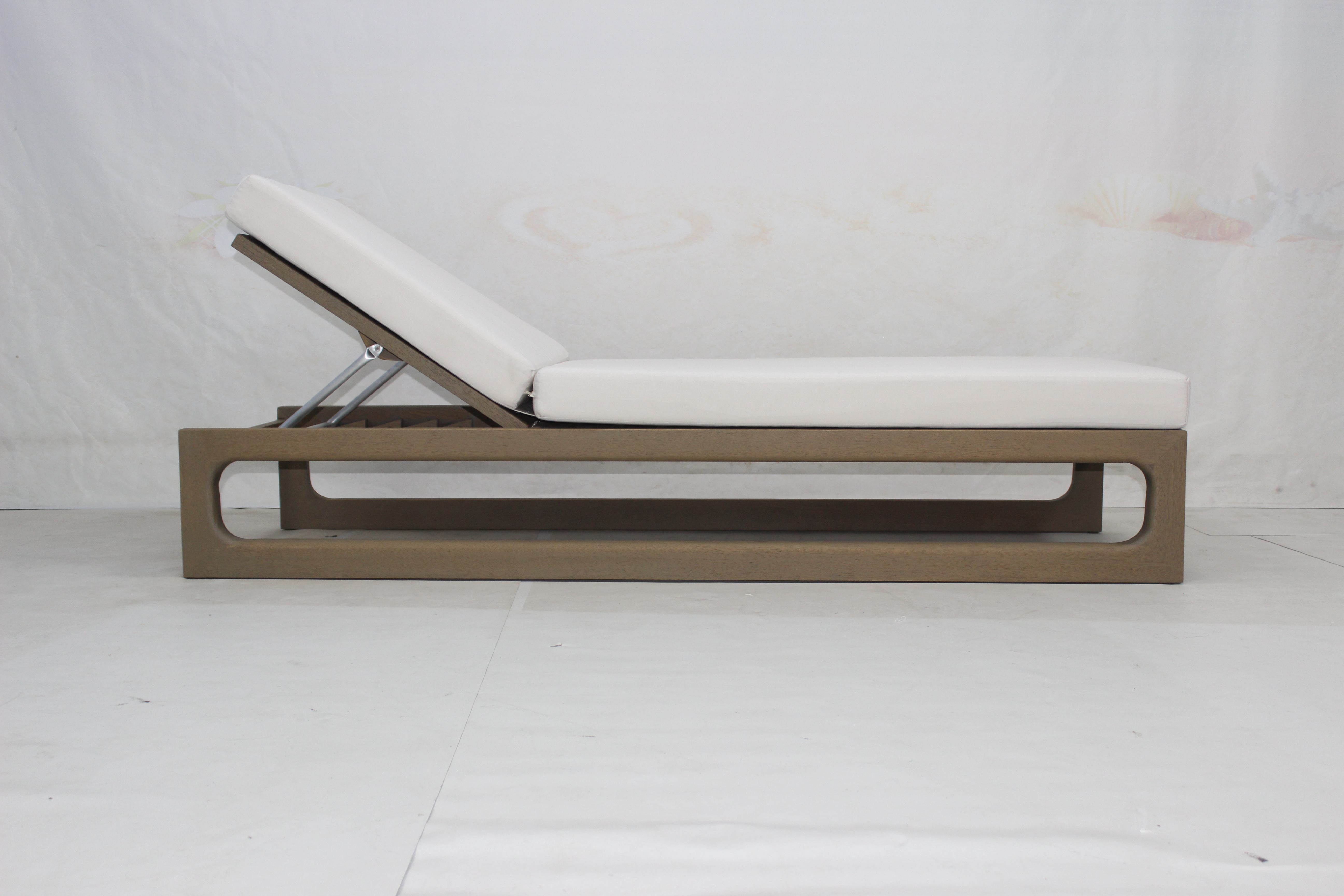 Hotel pool beach solid wood sun lounger with cushion