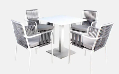 Simple-style-drawstring-woven-outdoor-table-and-chair-set-hand-woven-garden-set-640-480.jpg